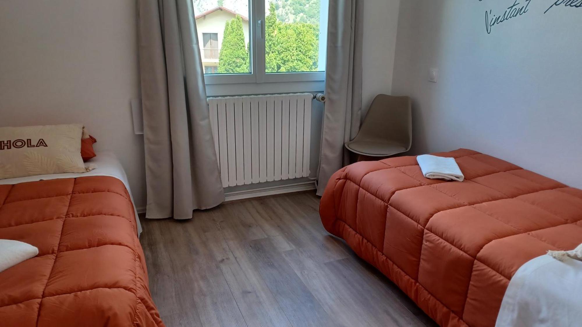 Villargondran, Les Magnifiques Cols De Maurienne Garage Motos, Velos Habitación foto